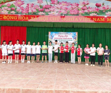 Hoạt động tiến bước lên Đoàn
